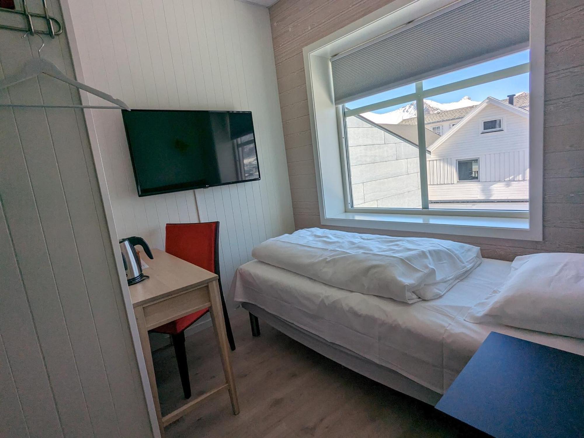 Отель Mefjord Brygge Mefjordvaer Номер фото